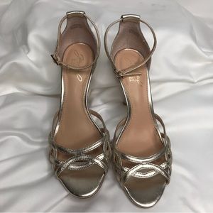 JEWEL by BADGLEY MISCHKA Gold Tone Strappy Open Toe Heels